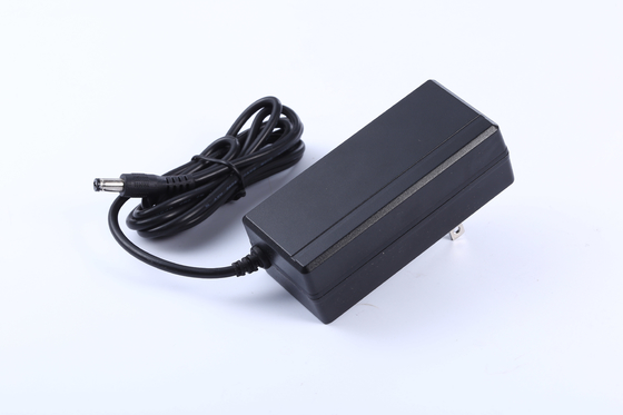 48W 24V محول الطاقة المحمولة 24V 1A AC إلى DC تبديل التيار الكهربائي C6 C8 C14